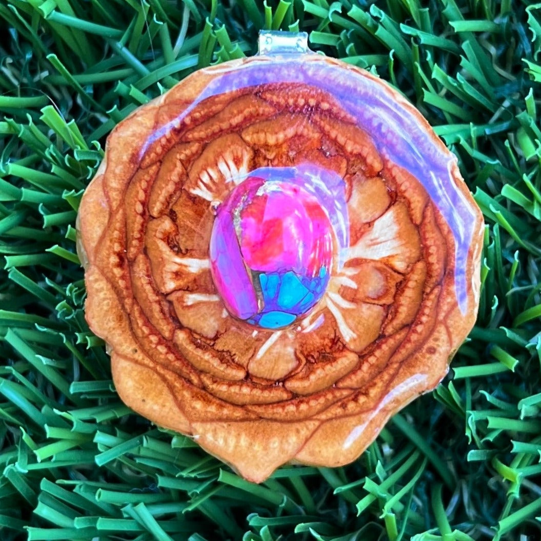 Spiny Oyster Turquoise Aura Pinecones
