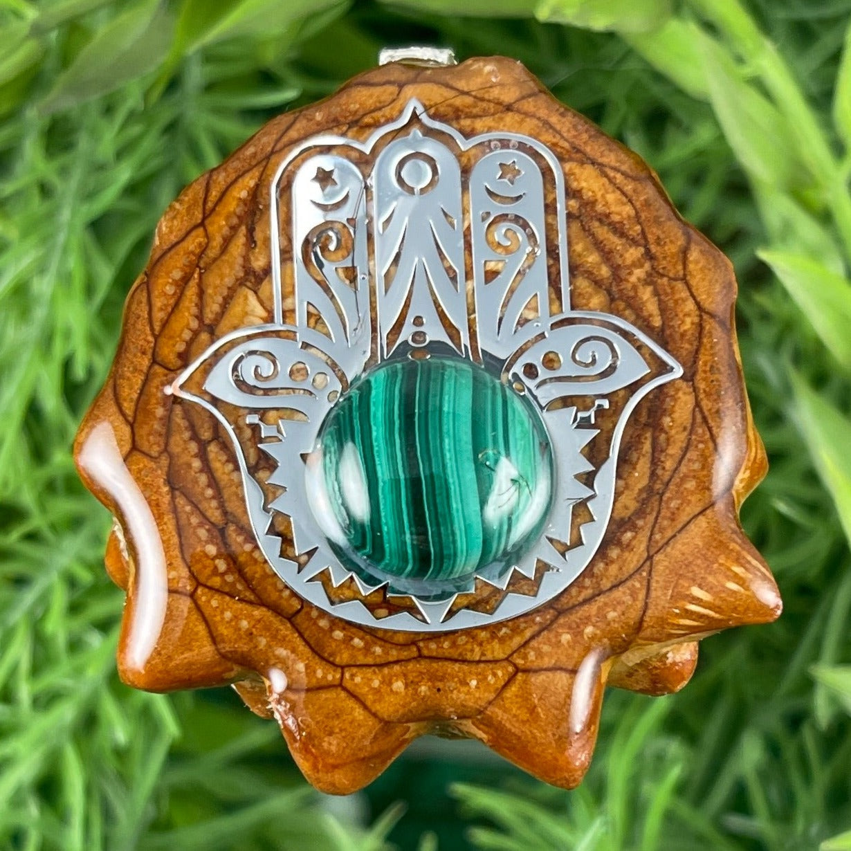 Hamsa with Malachite