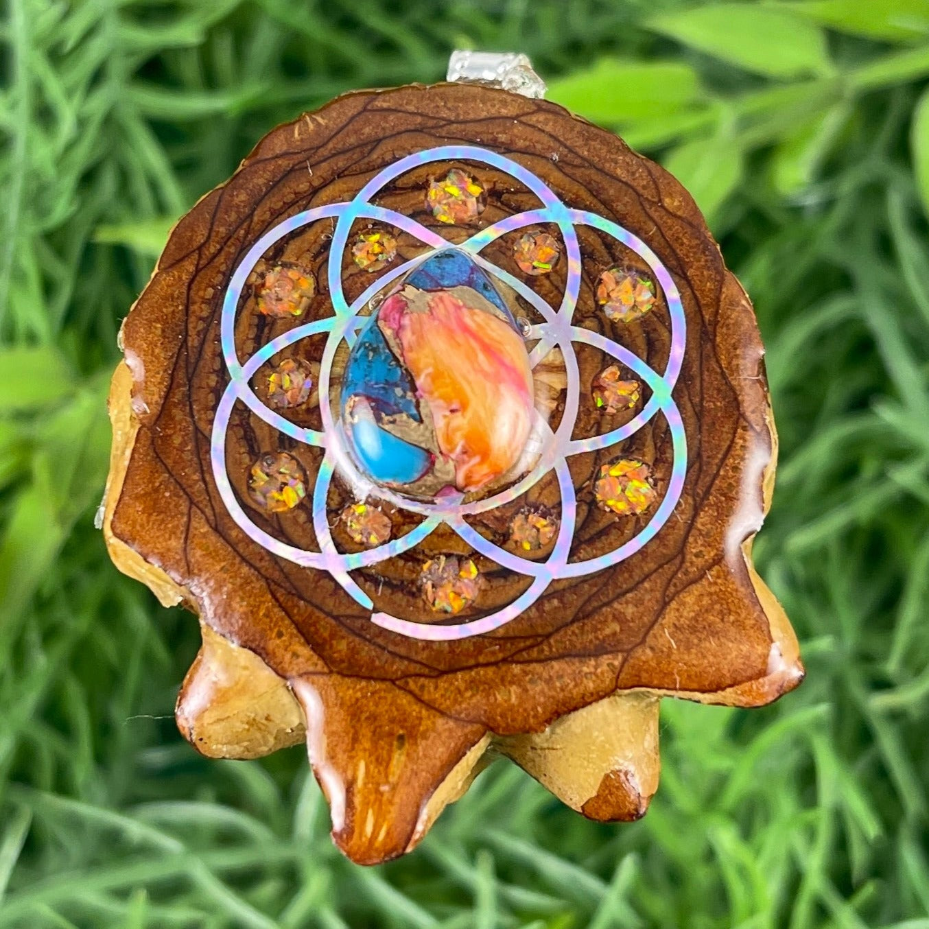 Spiny Oyster Turquoise & Crushed Opal with Seed of Life