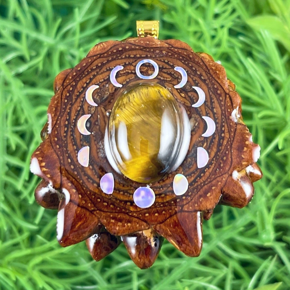 Tiger's Eye with Moon Phase