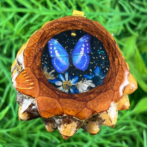 Naturescape - Pinecone Necklace - Aura Pinecones