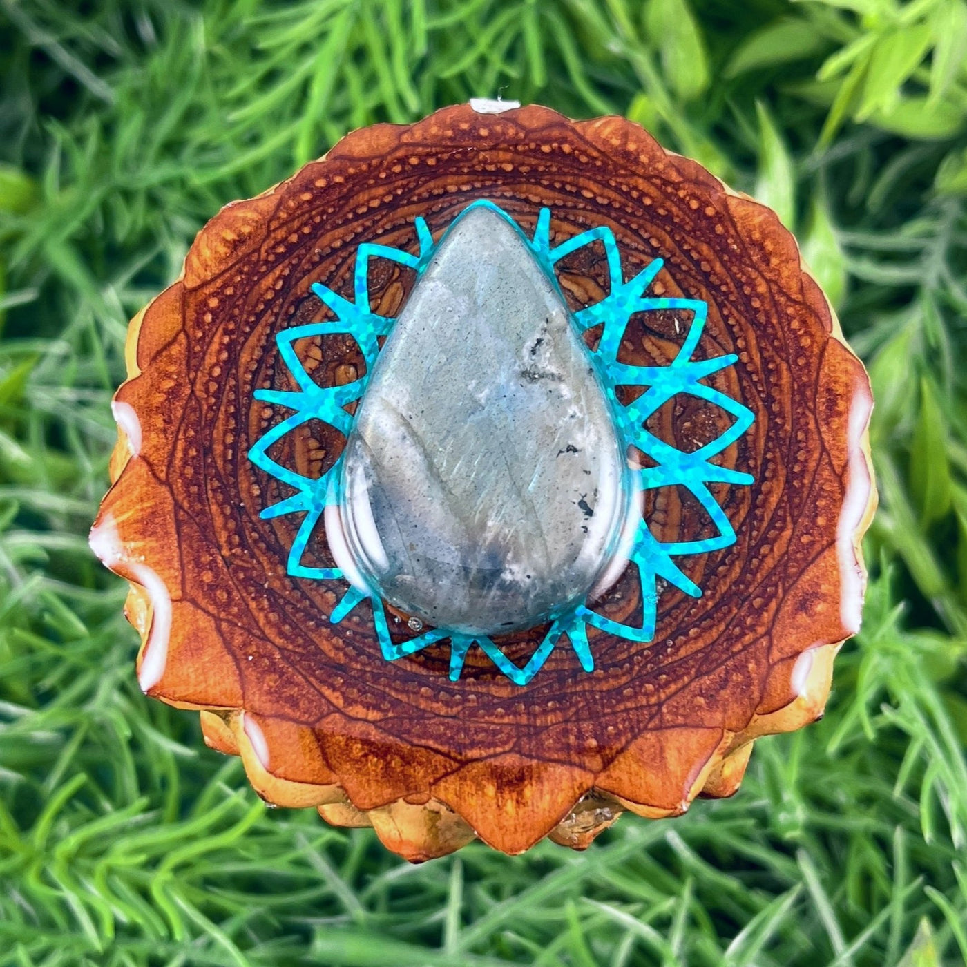 Labradorite with Snowflake