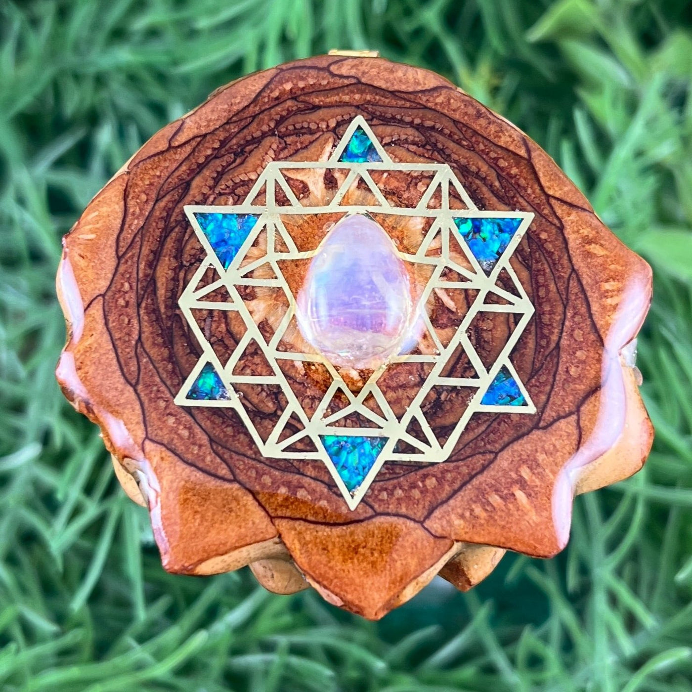 Moonstone with Crushed Opal & 64 Star Tetrahedron