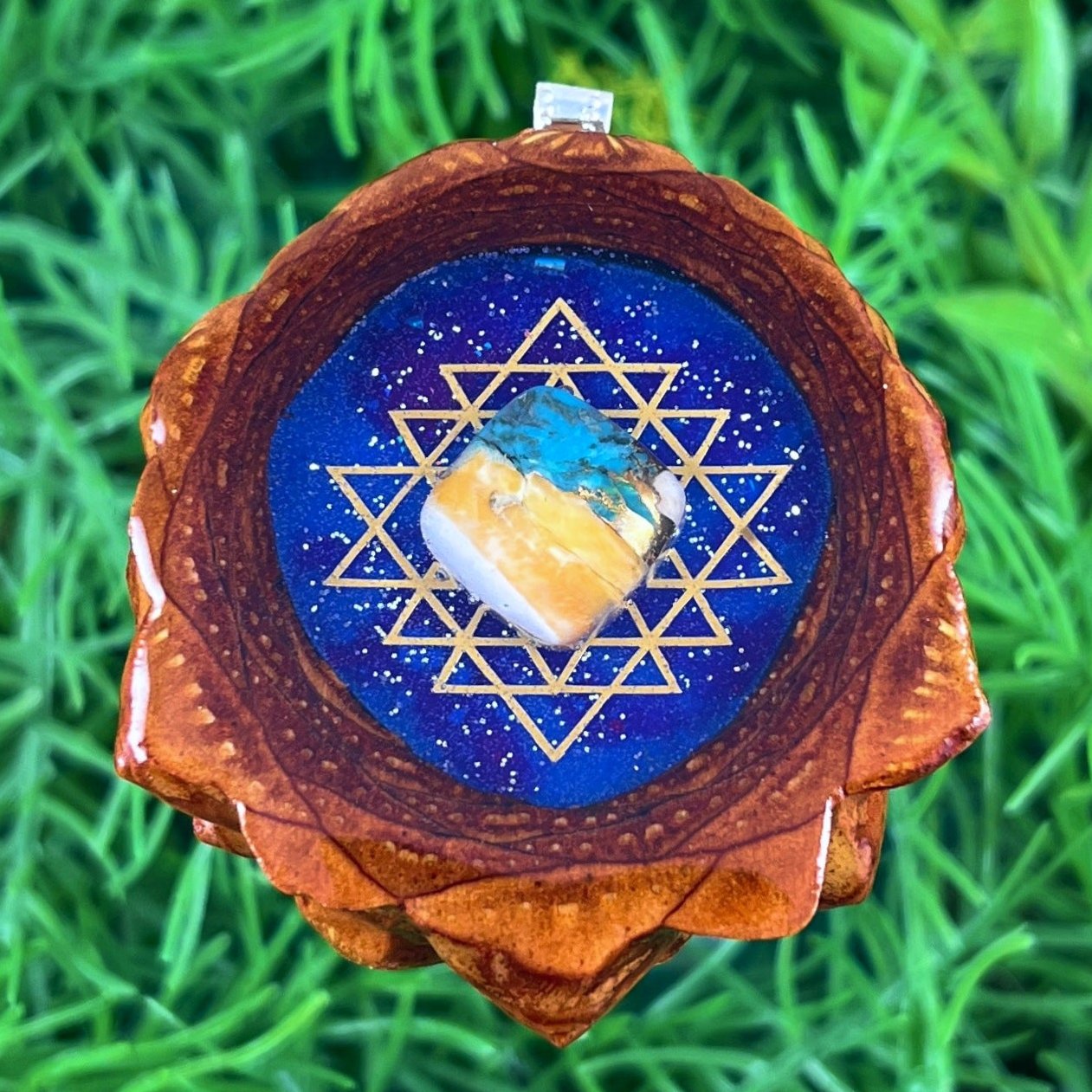 Galaxy with Spiny Oyster Turquoise & Sri Yantra