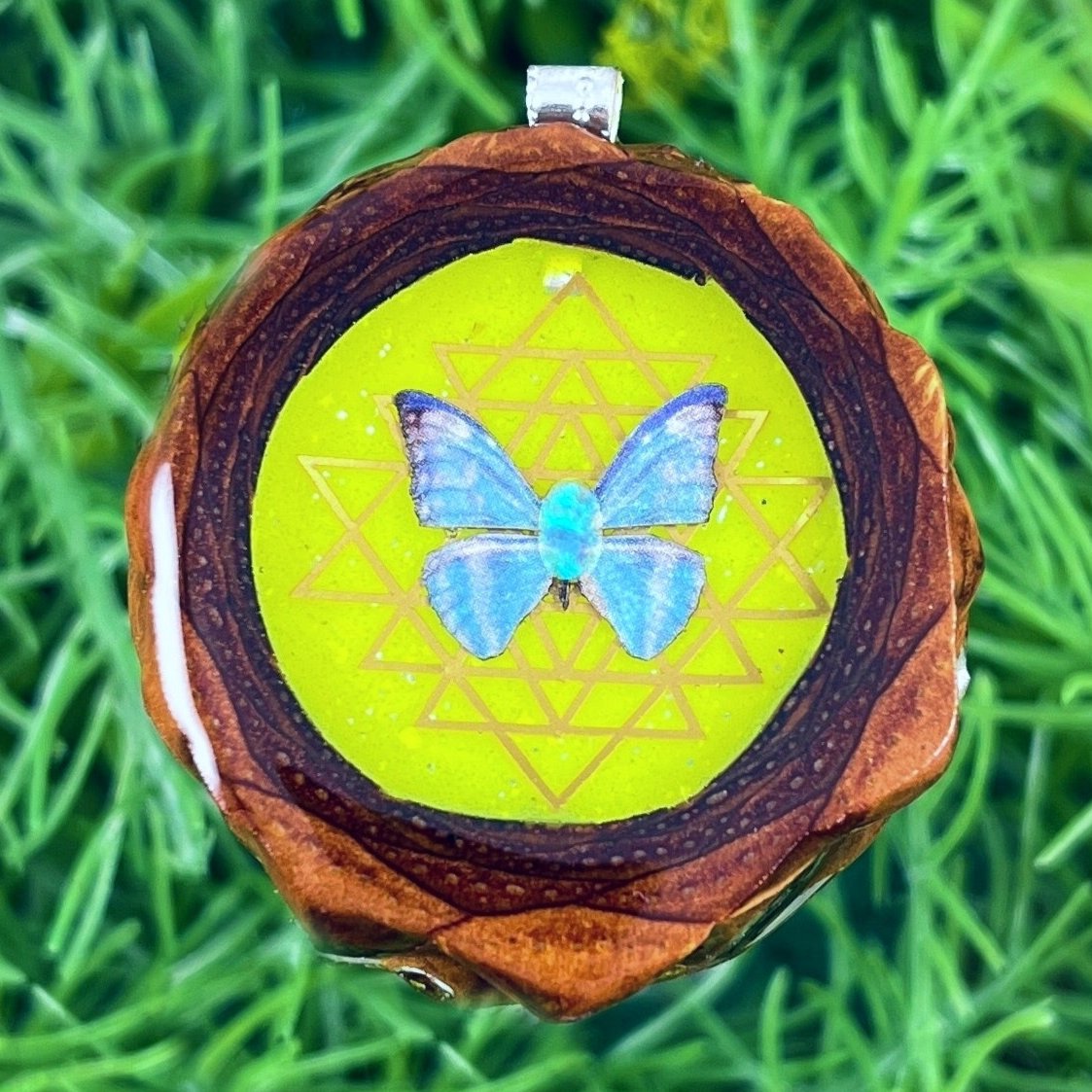 UV Reactive Opal & Butterfly with Sri Yantra