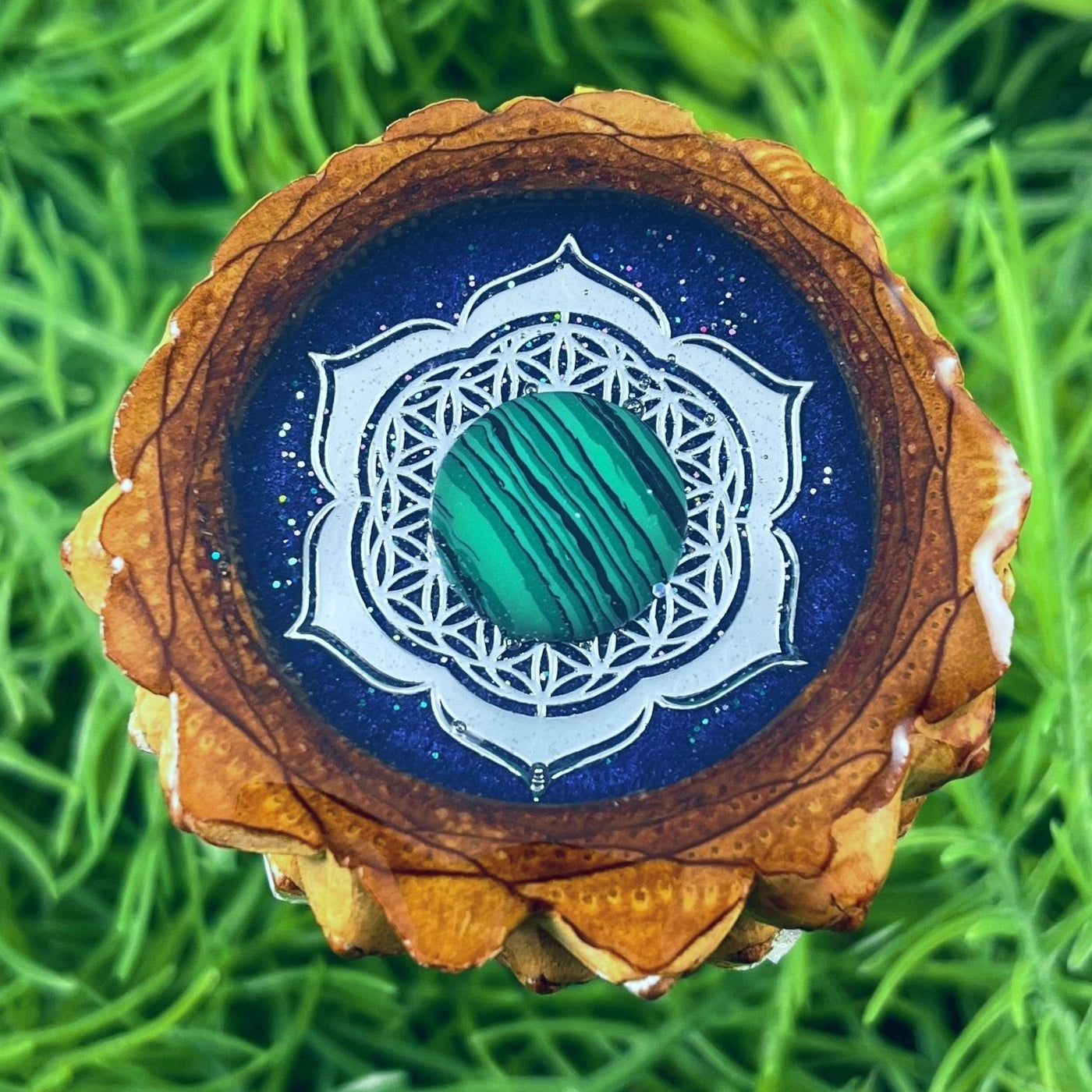Supernova with Malachite & Mandala