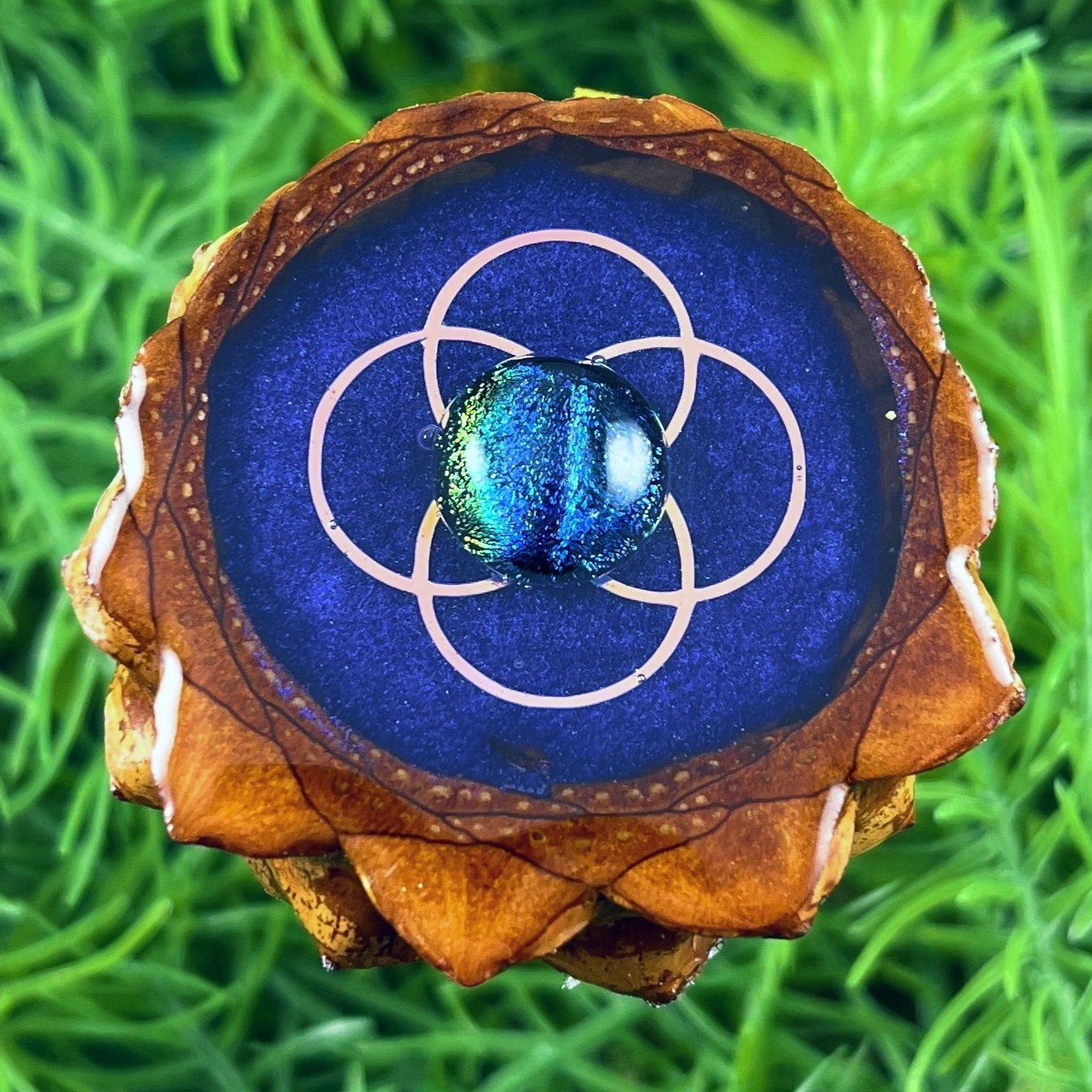 Supernova with Dichroic Glass & Simple Seed of Life