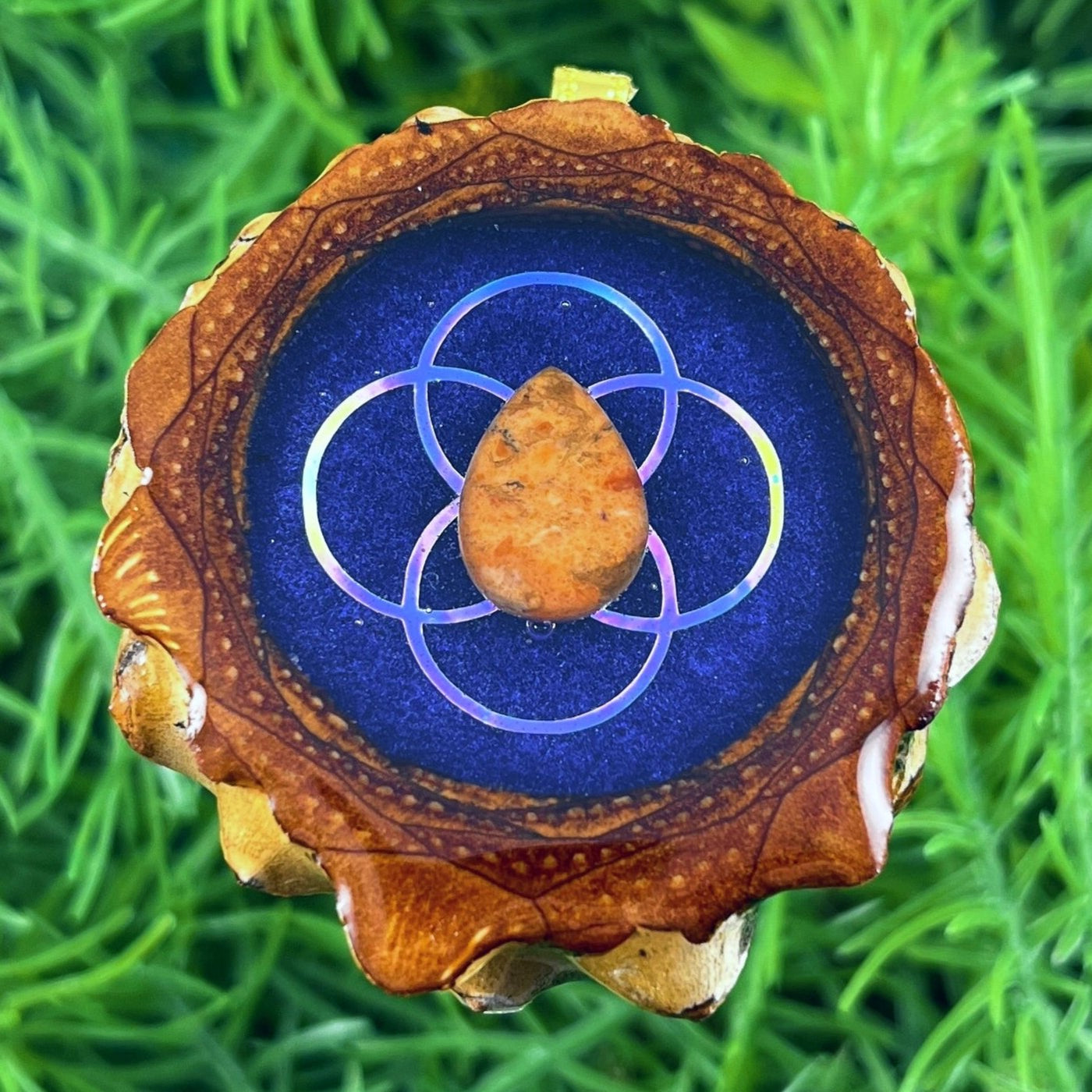 Supernova with Sponge Coral Copper & Simple Seed of Life