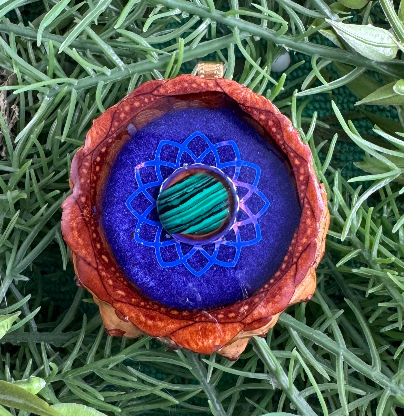 Supernova with Malachite & Sunflower