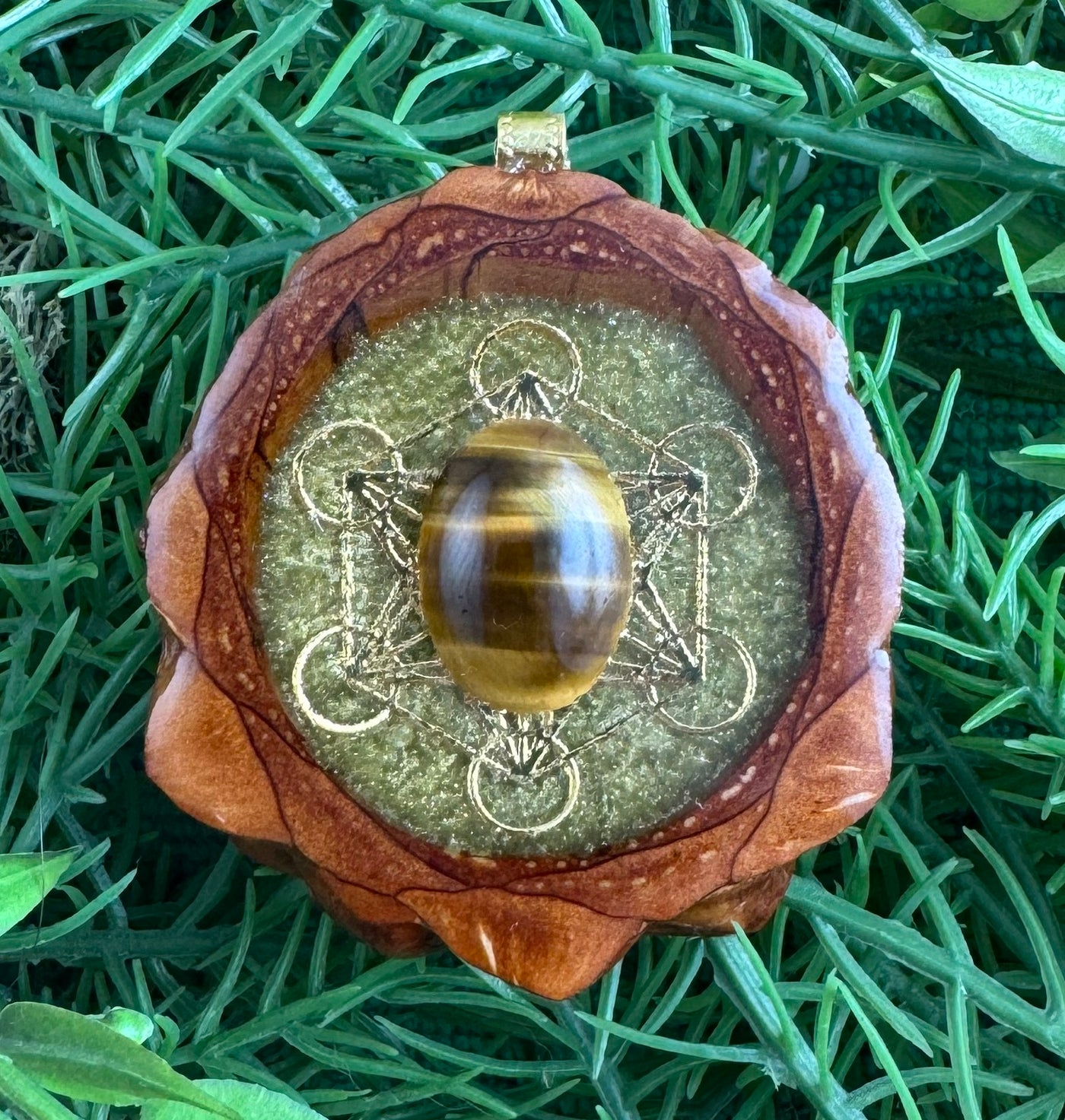 Goldrush with Tigers Eye & Metatrons Cube