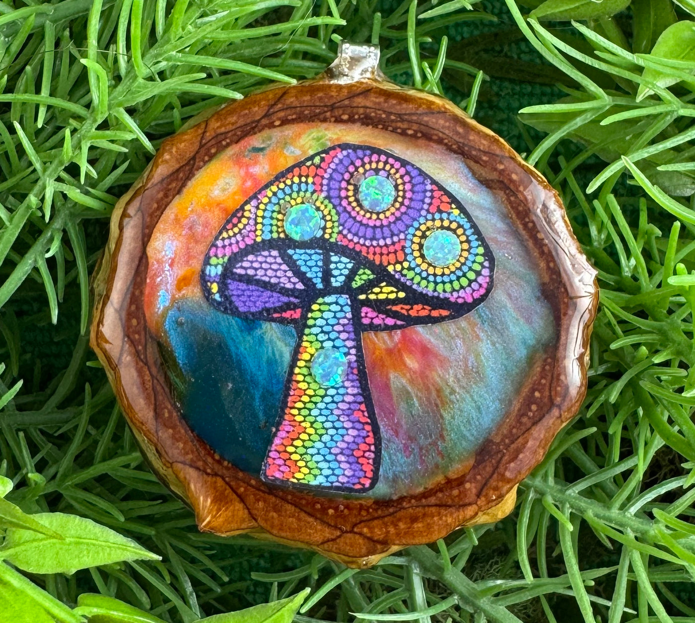 UV Reactive Tie-Dye Sky with Crushed Opal's & Mushroom