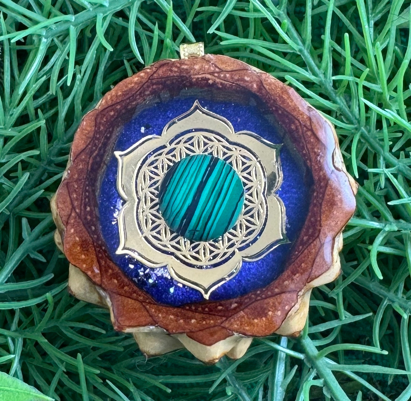 Supernova with Malachite & Mandala