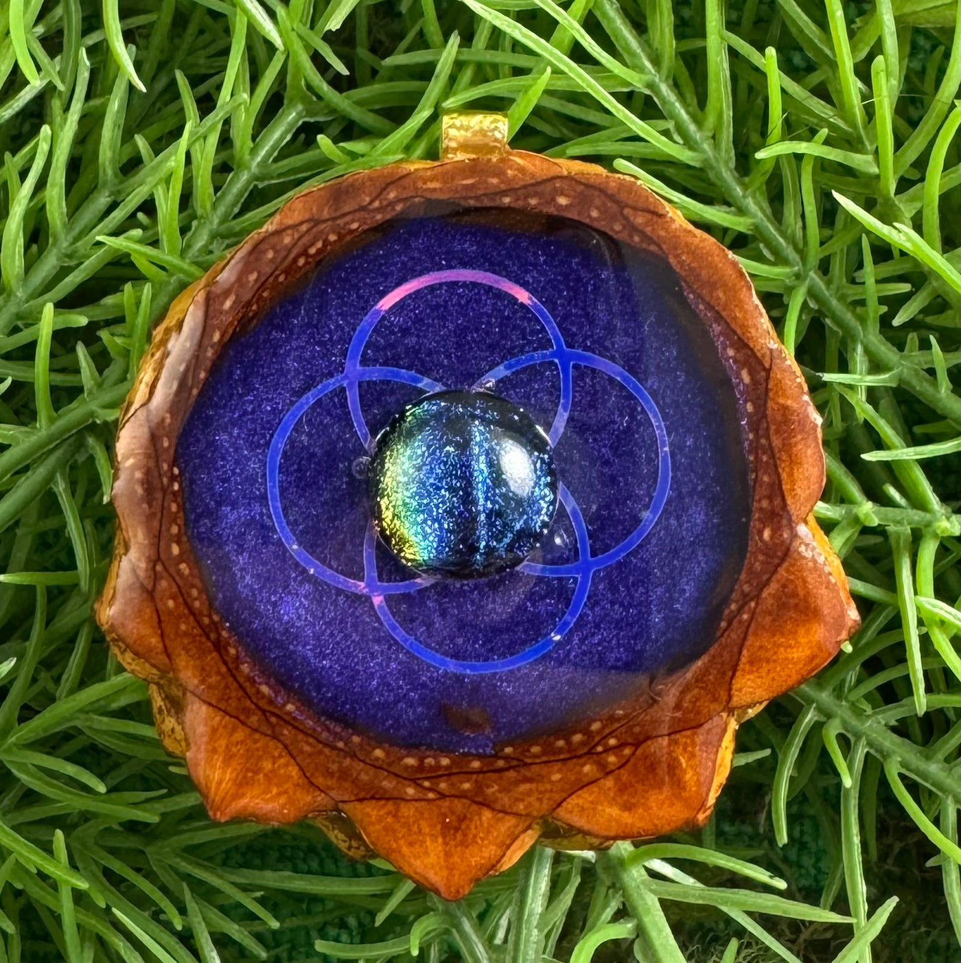 Supernova with Dichroic Glass & Simple Seed of Life