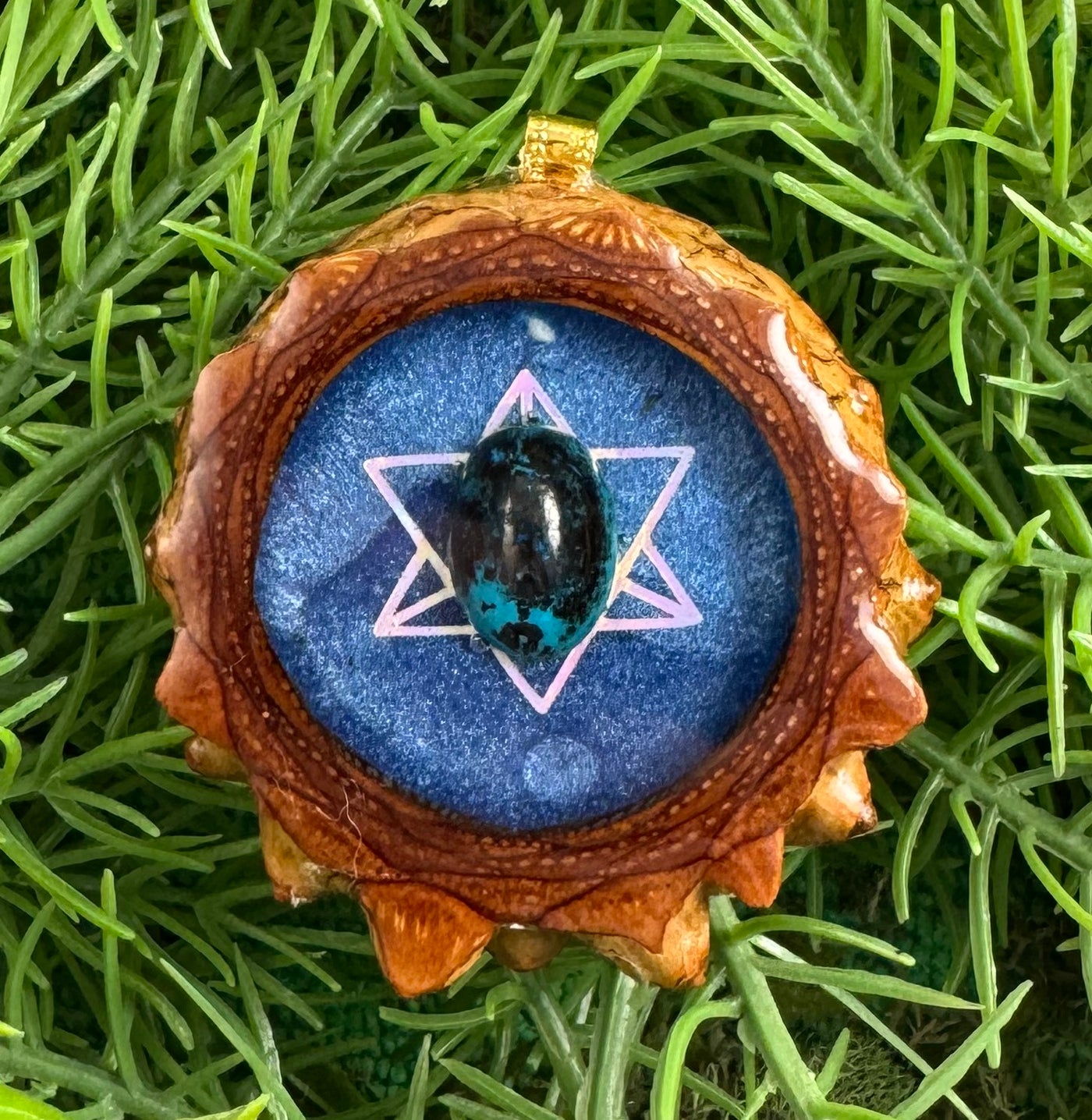 Blue Crush with Dalmatian Stone & Merkba
