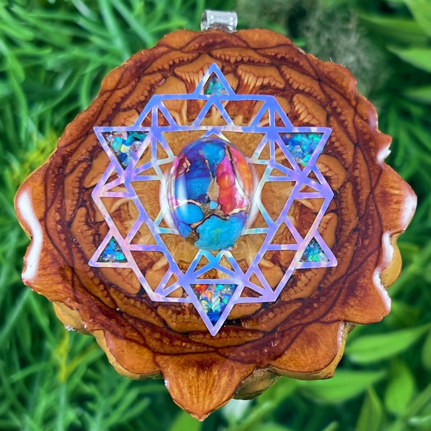 Spiny Oyster Turquoise & Opal with Crushed Opal & 64 Star Tetrahedron