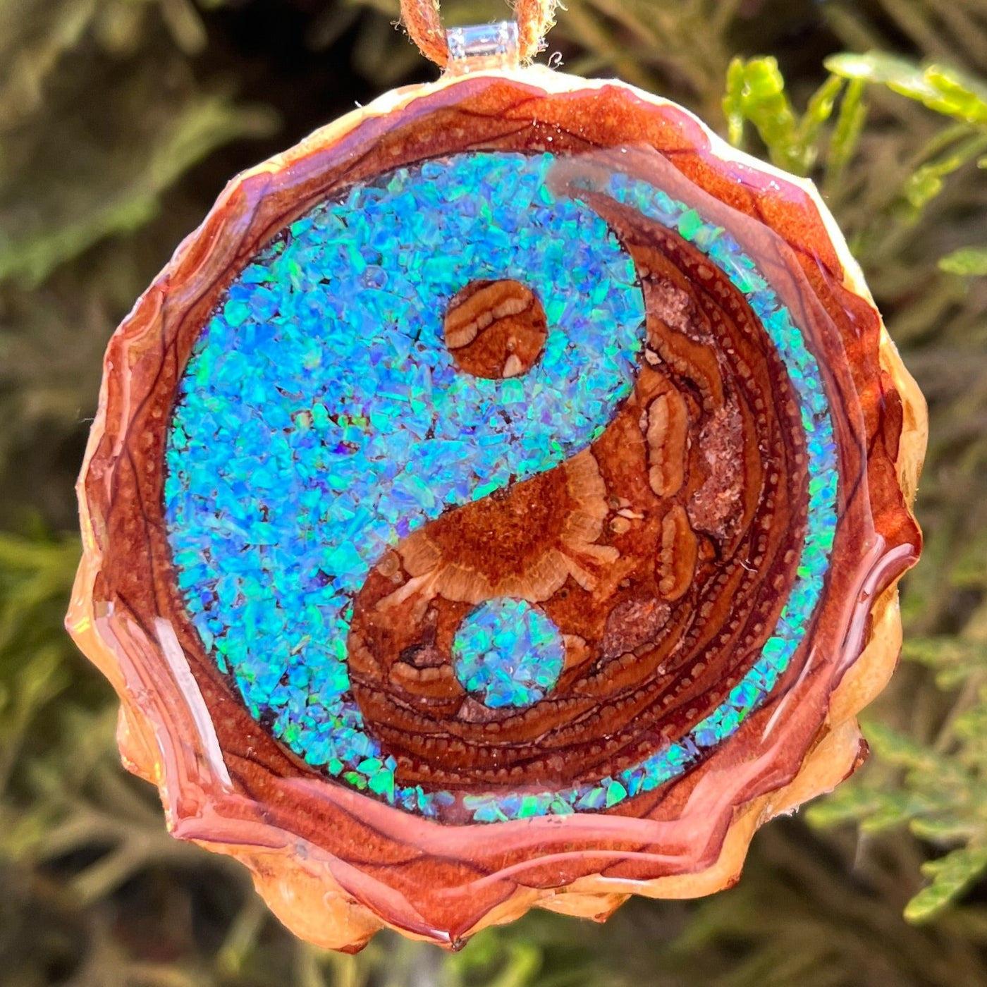 Crushed Opal Yin & Yang